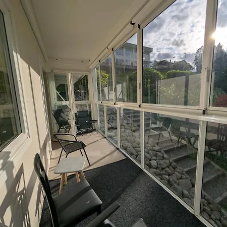 Spacious And Modern 4-room Apartment, Bergen