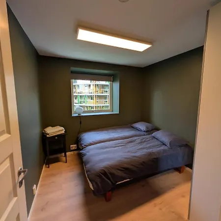 Apartment Spacious And Modern 4-room Apartment, *