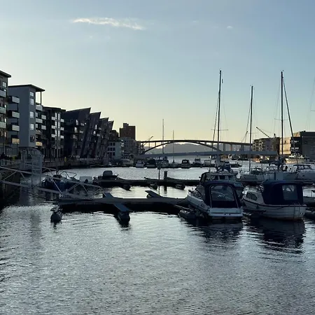 Spacious And Modern 4-room Apartment, Appartement Bergen